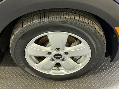 Used 2014 MINI Cooper 2-Door Hardtop image 17