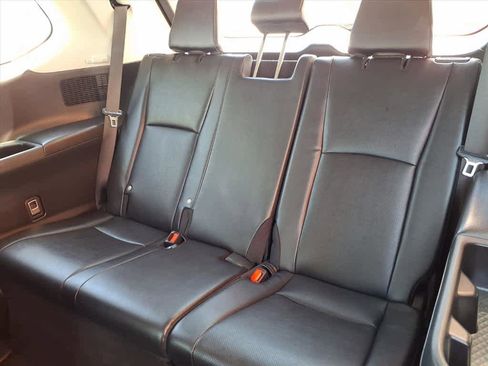 Used 2025 Toyota Grand Highlander FWD image 20