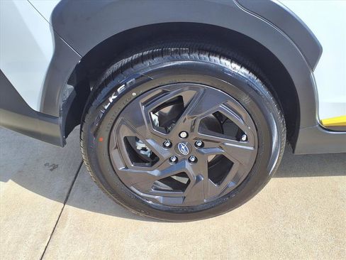 Certified 2025 Subaru Crosstrek 2.5i Sport w/ Crosstrek Mirror Package image 25