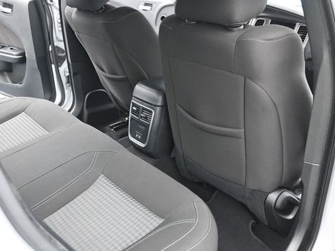 Used 2023 Dodge Charger SXT image 33