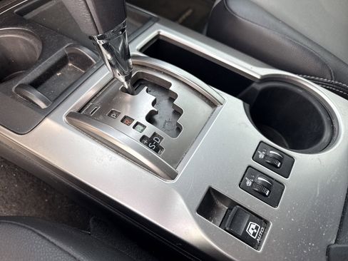 Used 2018 Toyota 4Runner SR5 Premium image 24