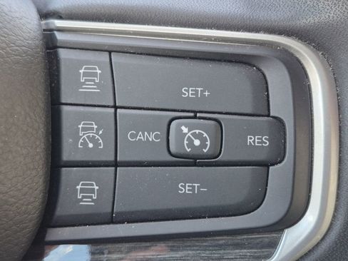 Used 2022 Jeep Wagoneer Series II image 14