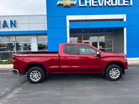 Used 2022 Chevrolet Silverado 1500 LT w/ Protection Package image 3