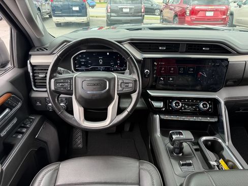 Used 2023 GMC Sierra 1500 Denali AWD/4WD image 37