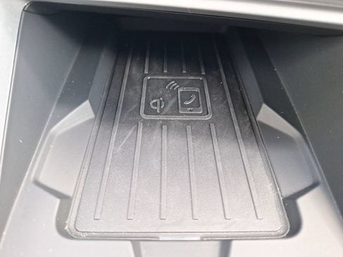 Used 2025 Audi Q3 2.0T Premium AWD/4WD image 24