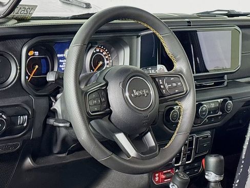 New 2025 Jeep Wrangler Unlimited Rubicon 392 AWD/4WD image 13