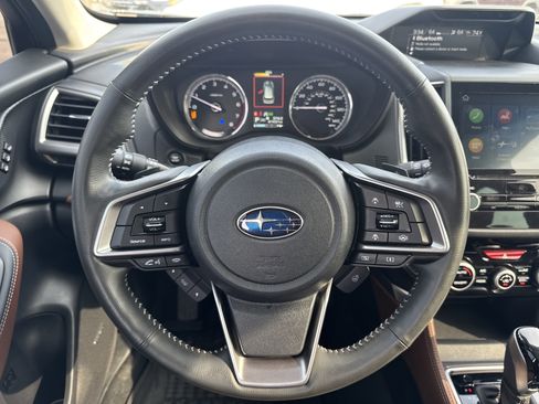 Used 2023 Subaru Forester Touring w/ Popular Package #3 image 12