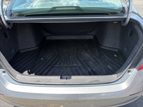 Used 2019 Honda Accord LX image 16