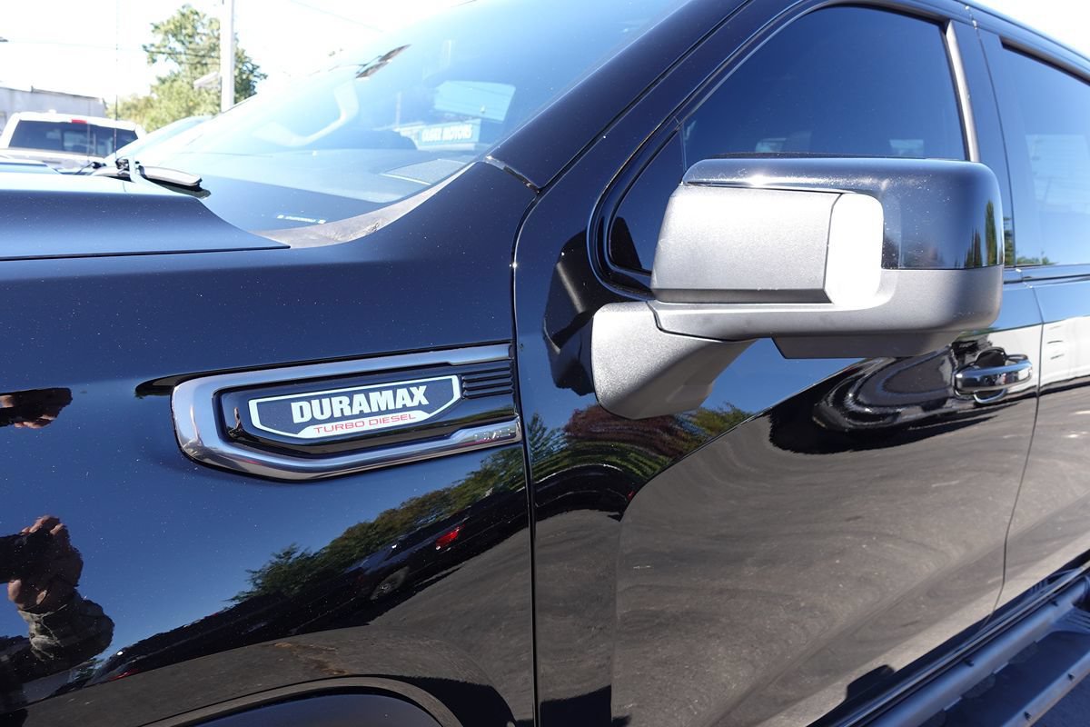 Used 2023 GMC Sierra 1500 AT4 w/ AT4 Preferred Package AWD/4WD image 7