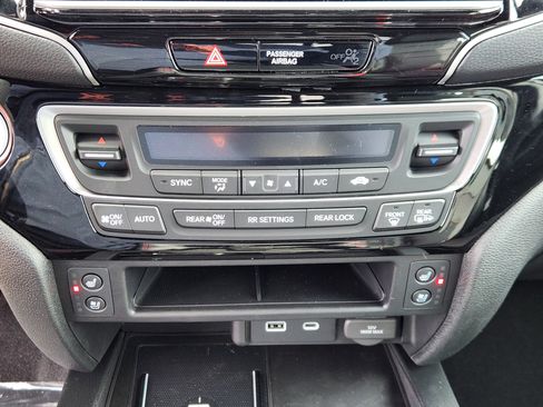 New 2026 Honda Ridgeline Black Edition image 12