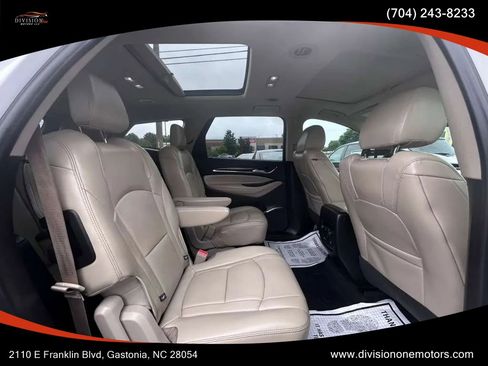 Used 2018 Buick Enclave Premium w/ Experience Buick Package AWD/4WD image 20