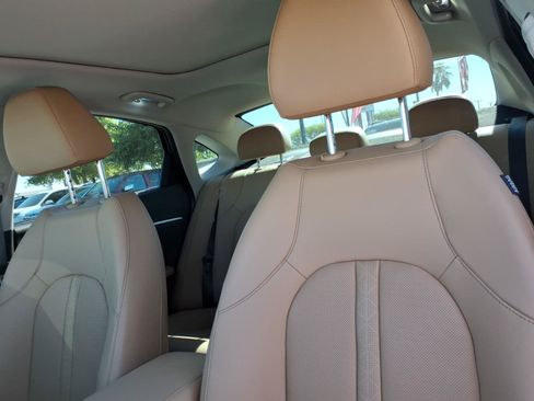 Certified 2025 Hyundai Sonata Limited FWD image 14