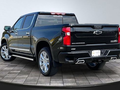 New 2026 Chevrolet Silverado 1500 High Country AWD/4WD image 3