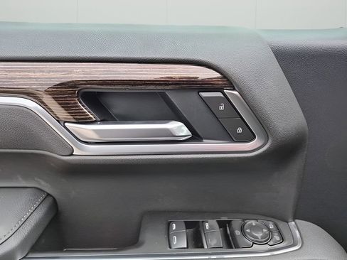 New 2026 GMC Sierra 1500 SLE w/ Preferred Package image 27