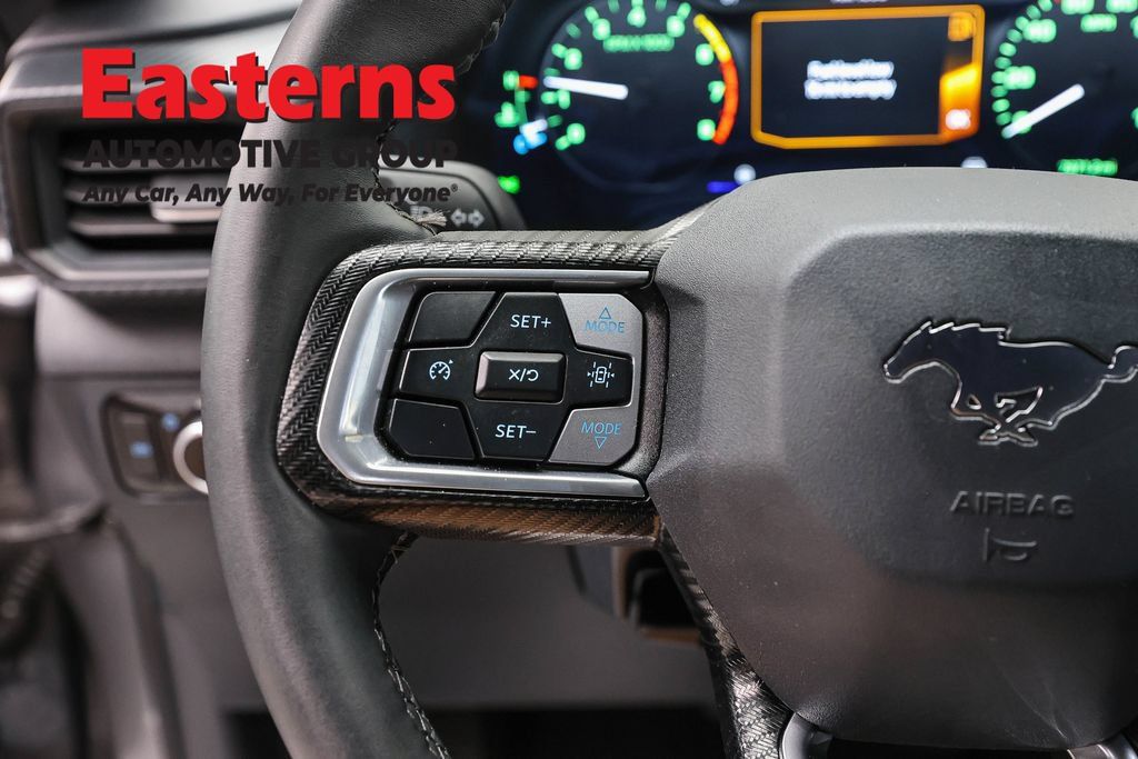 Used 2025 Ford Mustang Coupe RWD image 17