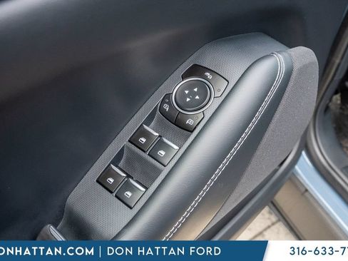 Used 2023 Ford Mustang Mach-E Select RWD image 7