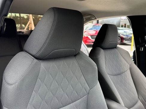 Used 2022 Toyota Corolla LE image 43