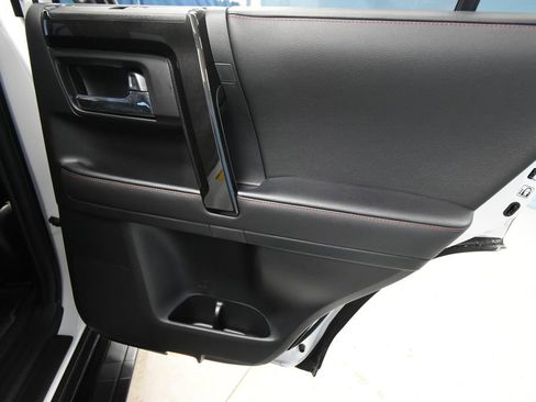 Used 2024 Toyota 4Runner TRD Off-Road Premium image 23