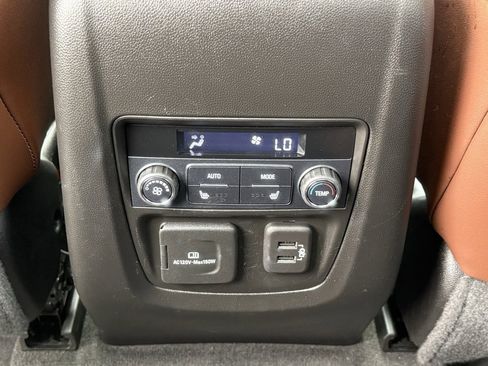 Used 2019 Buick Enclave Avenir w/ Avenir Technology Package image 20