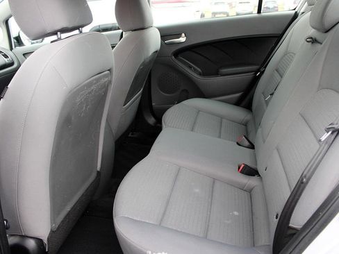 Used 2018 Kia Forte LX w/ LX Popular Package image 16