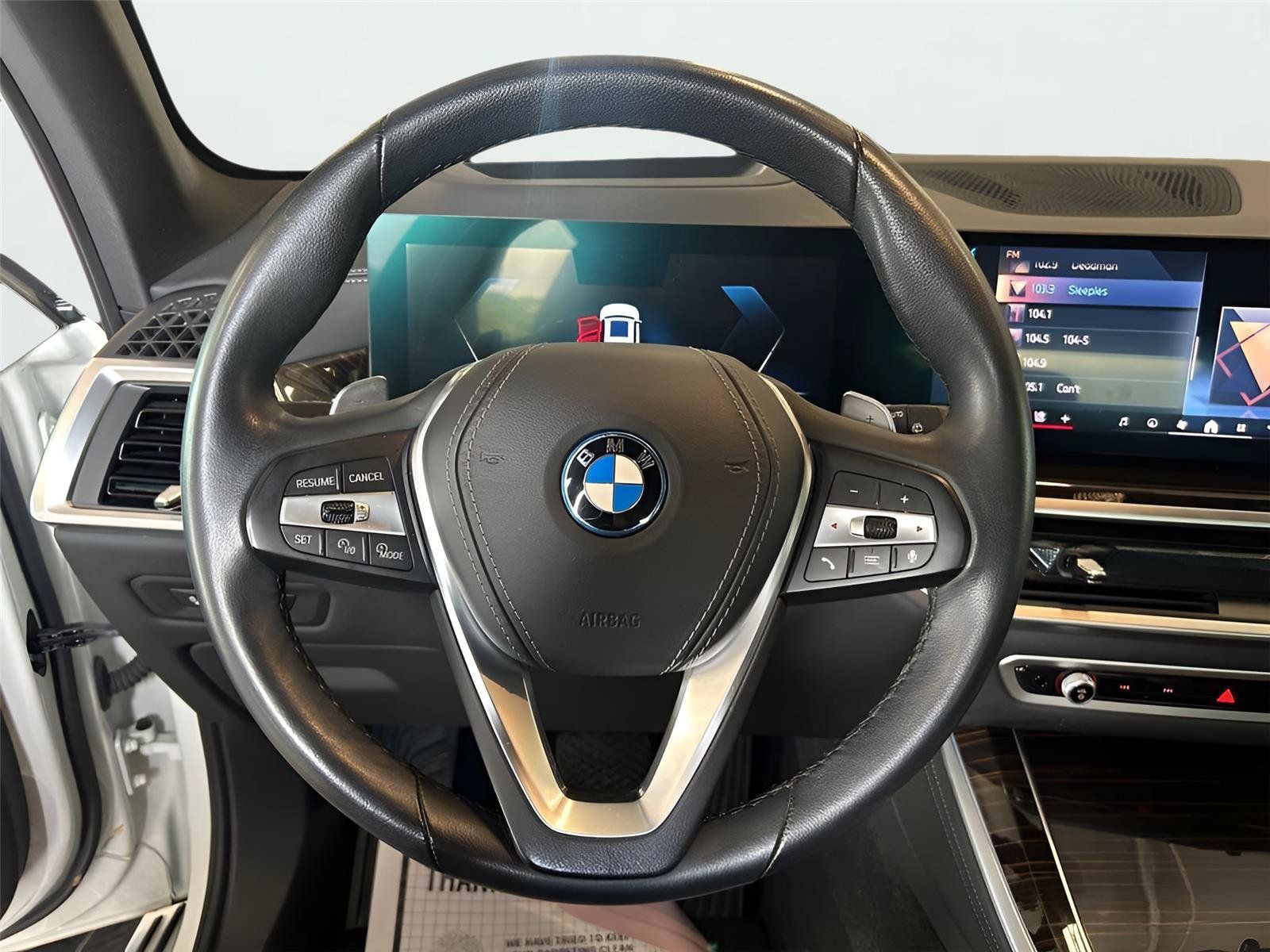 Used 2025 BMW X5 xDrive50e AWD/4WD image 19