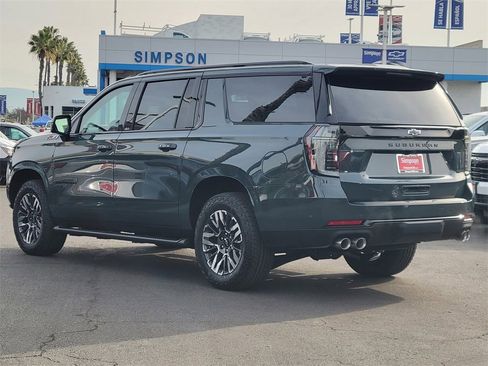 New 2026 Chevrolet Suburban Z71 w/ Z71 Off-Road Package image 2