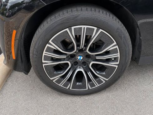 Used 2025 BMW X3 xDrive30 w/ Premium Package AWD/4WD image 3