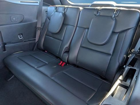 Used 2025 Ford Explorer ST-Line w/ Premium Package image 14