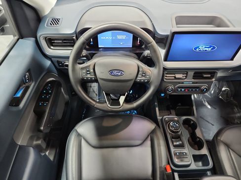 Used 2025 Ford Maverick Lariat w/ Black Appearance Package AWD/4WD image 11