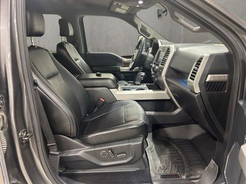 Used 2015 Ford F150 Lariat image 20