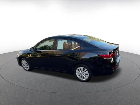 Used 2025 Nissan Sentra S image 10