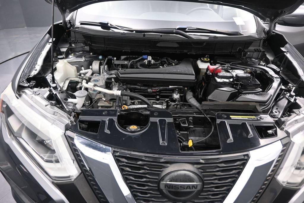 Used 2020 Nissan Rogue S w/ Special Edition Package FWD image 16