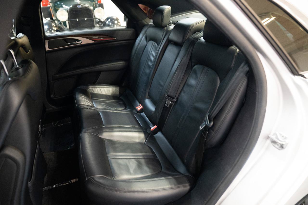 Used 2018 Lincoln MKZ Select w/ Select Plus Package FWD image 23