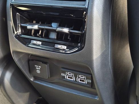 New 2025 Jeep Grand Cherokee Laredo X image 12