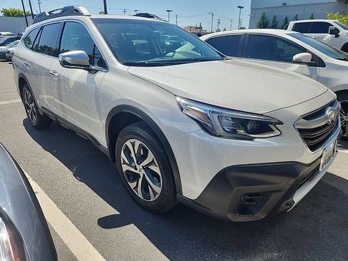 Used 2020 Subaru Outback Touring XT AWD/4WD image 3