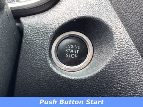 Used 2023 Toyota Corolla Cross XLE w/ Convenience Package image 11