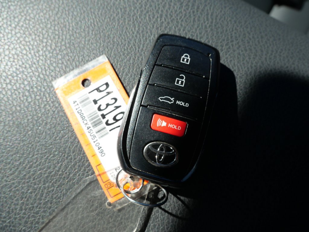 Certified 2025 Toyota Camry SE FWD image 29