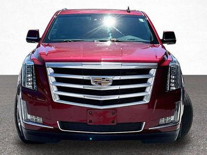 Used 2016 Cadillac Escalade Luxury