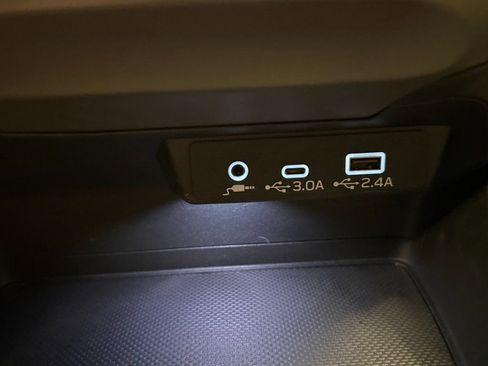 Used 2024 Subaru Crosstrek 2.0i Premium w/ Popular Package #4 image 15