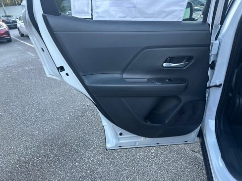 New 2026 Nissan Kicks SV w/ SV Premium Package image 21