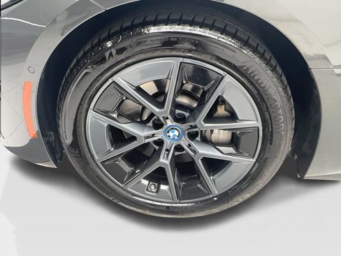 Used 2023 BMW i4 eDrive35 RWD image 13
