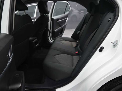 Used 2024 Toyota Camry LE image 14