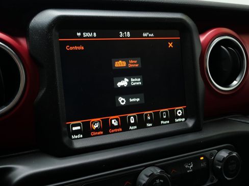 Used 2022 Jeep Wrangler Rubicon AWD/4WD image 22
