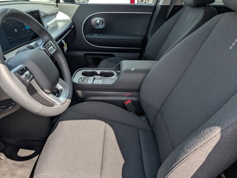 New 2026 Hyundai Ioniq 9 SE AWD/4WD image 6