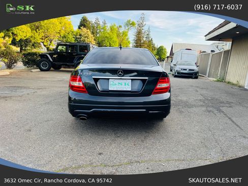 Used 2012 Mercedes-Benz C 250 Sedan image 8
