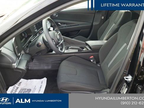 New 2026 Hyundai Elantra SE FWD image 14
