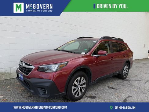 Used 2022 Subaru Outback Premium image 1