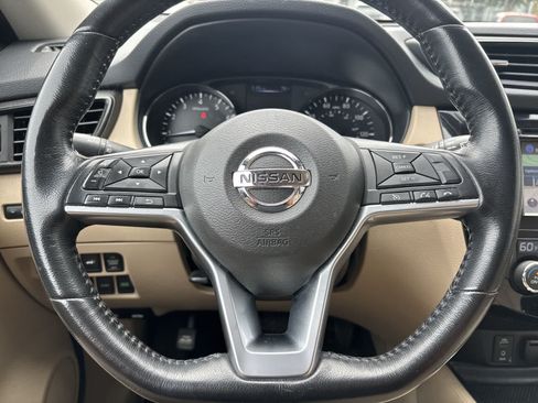 Used 2017 Nissan Rogue SL AWD/4WD image 10