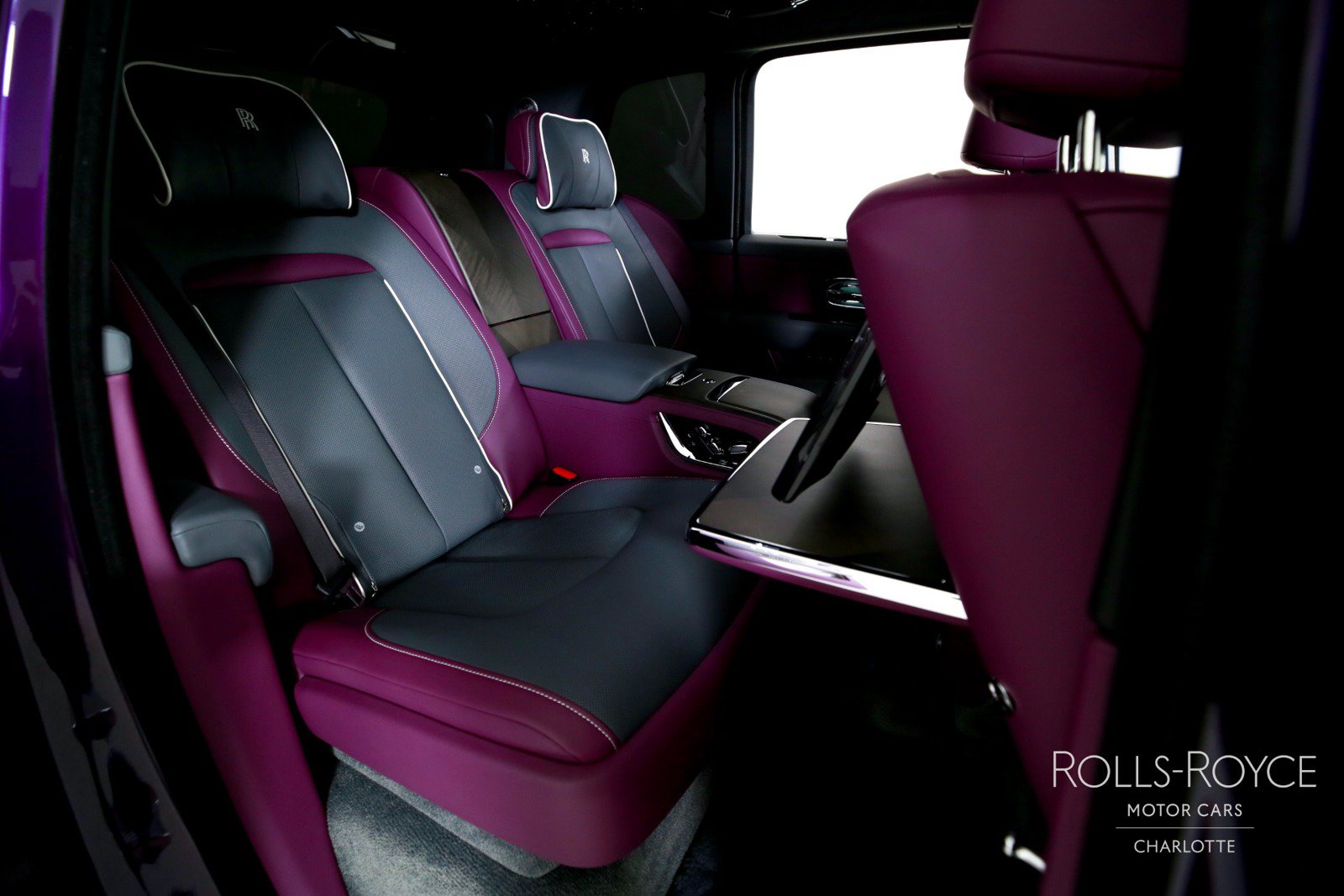 Certified 2025 Rolls-Royce Cullinan AWD/4WD image 30