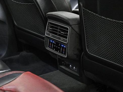 New 2026 Audi RS Q8 performance image 18